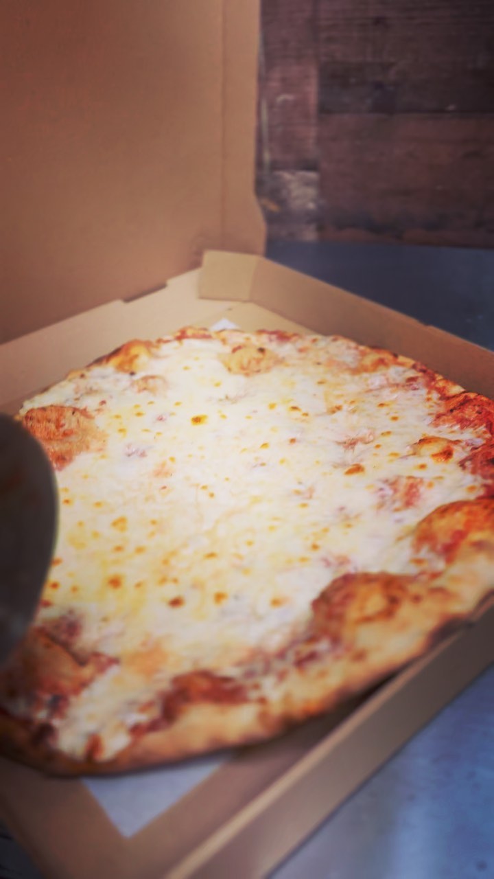 XL Cheese Pizza